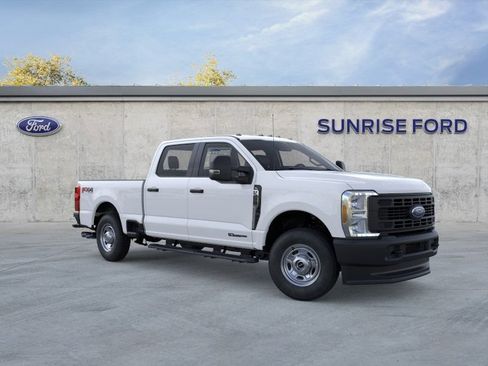 New 2026 Ford F250 4x4 Crew Cab Super Duty image 7