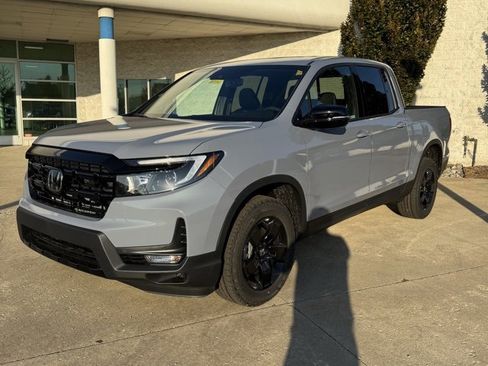 New 2026 Honda Ridgeline Black Edition image 7