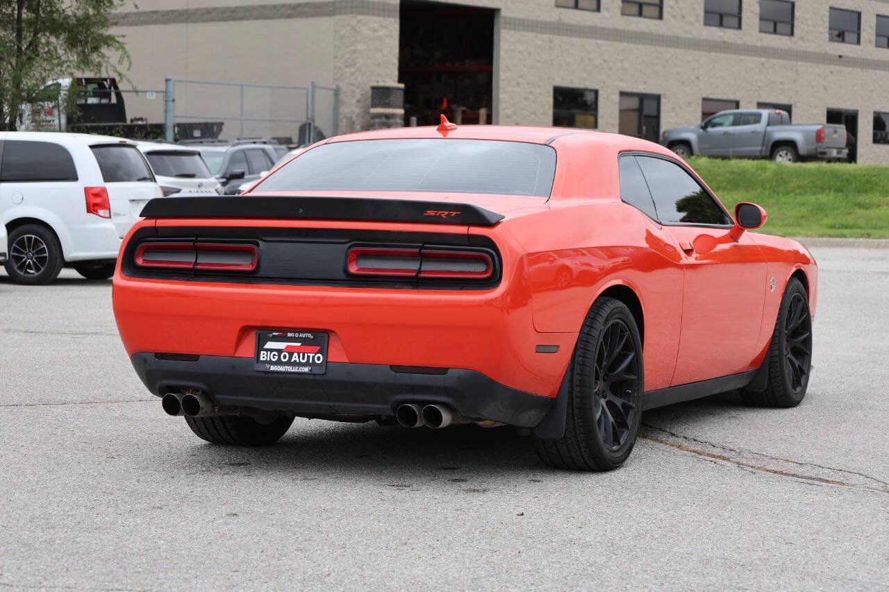 Used 2016 Dodge Challenger SRT Hellcat RWD image 9