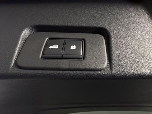 Used 2026 Nissan Rogue Platinum w/ Platinum Premium Package AWD/4WD image 29