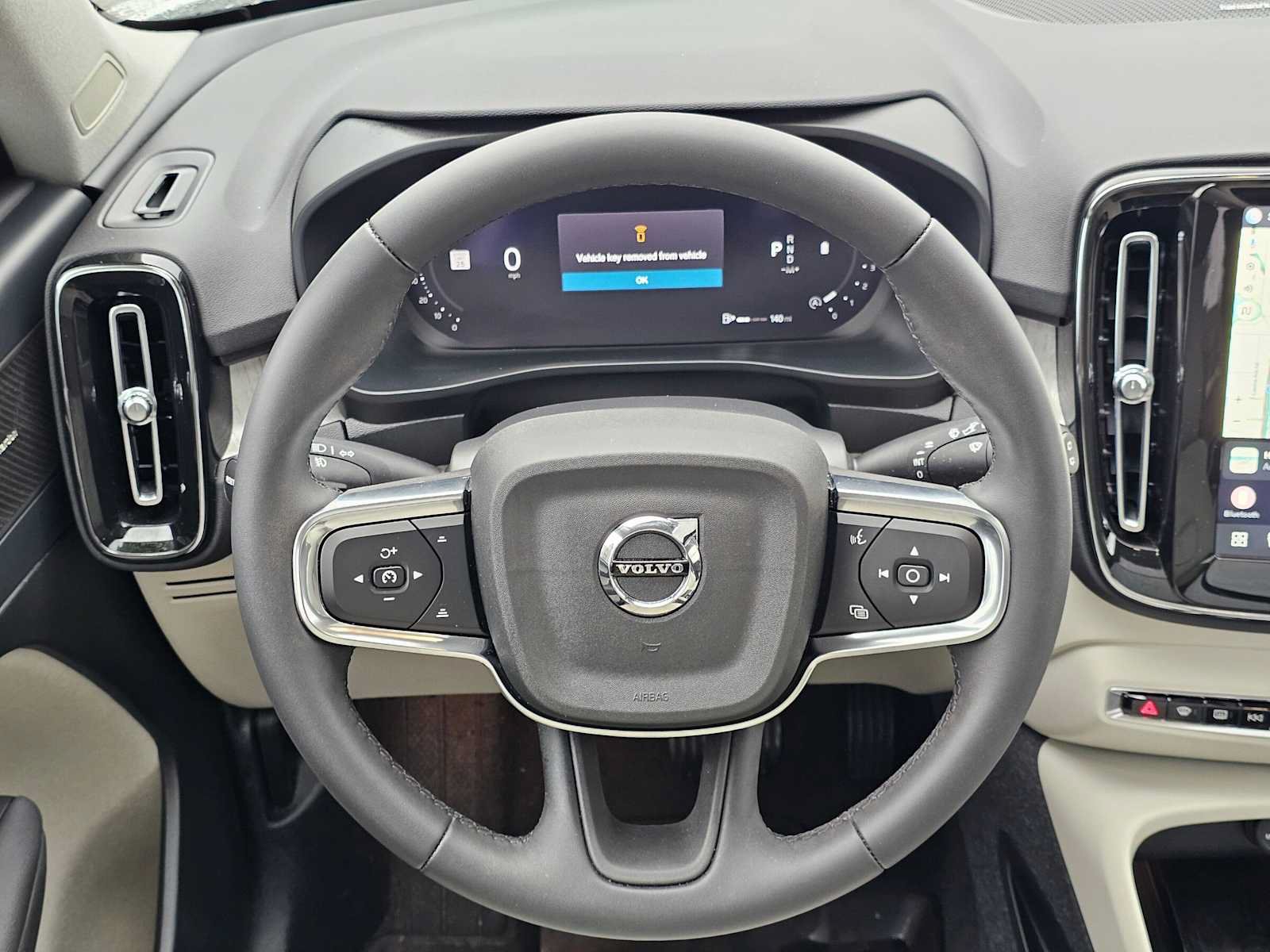 Used 2024 Volvo XC40 B5 Plus w/ Protection Package Premier AWD/4WD image 22