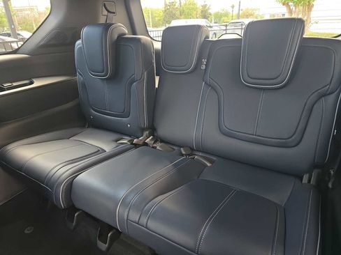 New 2026 INFINITI QX80 4WD image 10