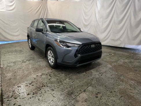 Used 2024 Toyota Corolla Cross L AWD/4WD image 1
