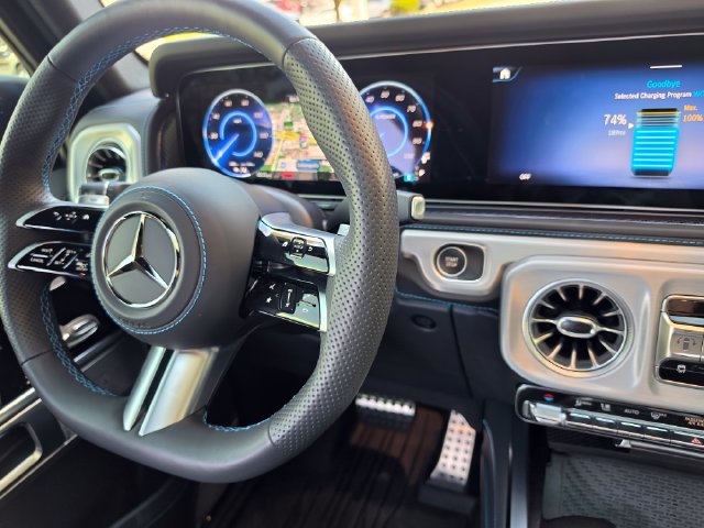 Used 2025 Mercedes-Benz G 580 w/ EQ Technology image 49