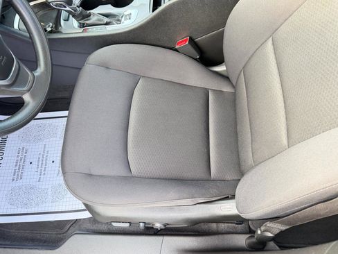 Used 2022 Chevrolet Malibu LT image 14