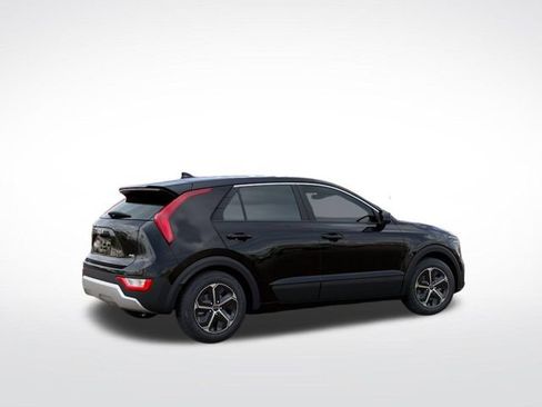 New 2026 Kia Niro LX image 6