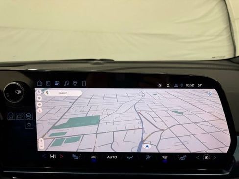 New 2026 Chevrolet Equinox EV LT image 31