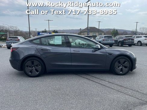 Used 2023 Tesla Model 3 Standard Range image 8