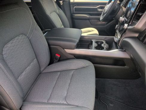 New 2026 RAM 1500 4x4 Crew Cab image 33