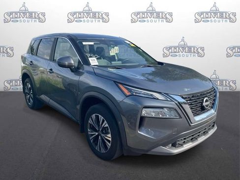 Used 2023 Nissan Rogue SV FWD image 1