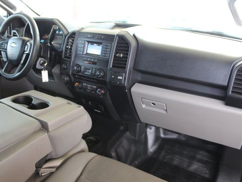 Used 2018 Ford F150 XL w/ Equipment Group 101A Mid AWD/4WD image 17