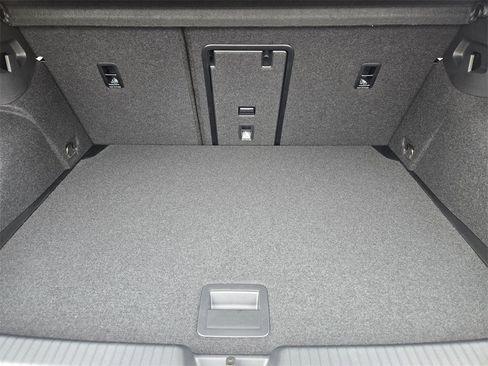 New 2025 Volkswagen GTI SE image 22