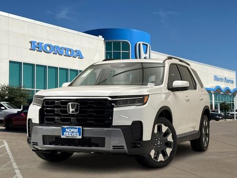 New 2026 Honda Pilot Touring image 1