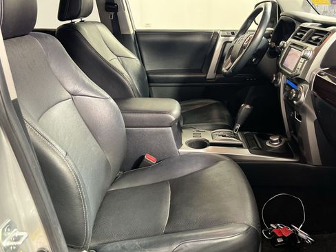 Used 2016 Toyota 4Runner Limited AWD/4WD image 25