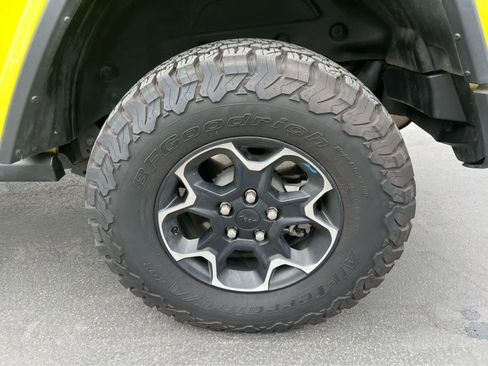 Used 2023 Jeep Wrangler Unlimited Rubicon 4xe w/ Safety Group AWD/4WD image 14