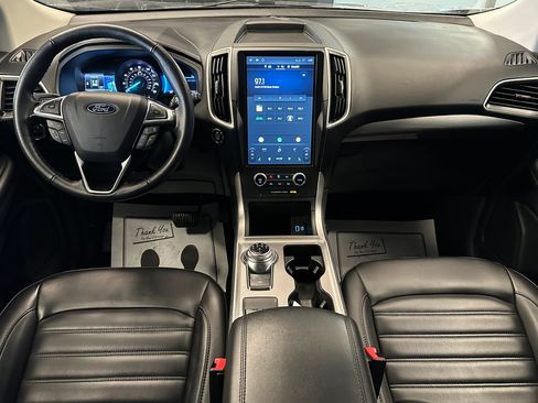 Used 2024 Ford Edge SEL AWD/4WD image 9