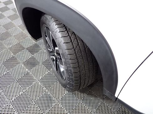 Used 2023 Chevrolet TrailBlazer ACTIV w/ Sun and Liftgate Package image 37