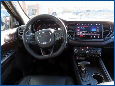 Used 2025 Dodge Durango GT AWD/4WD image 10