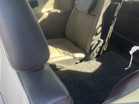 Used 2016 Ford Transit Connect XLT image 13