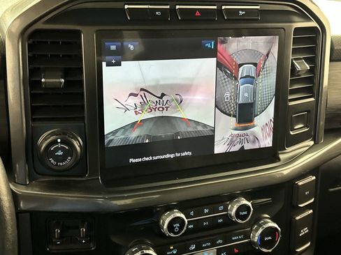 Used 2022 Ford F150 XLT w/ Equipment Group 302A High image 17