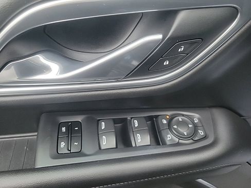 Used 2021 Chevrolet Tahoe LT w/ LT Signature Package image 26