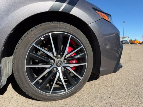 Used 2022 Toyota Camry SE w/ Carpet Mat Package (TMS) FWD image 39
