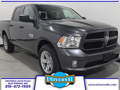 Used 2018 RAM 1500 Express image 1