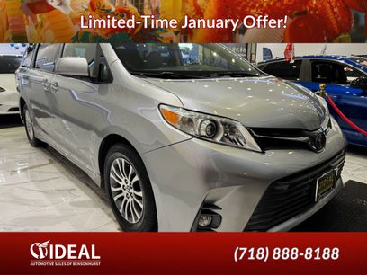 Used 2020 Toyota Sienna XLE