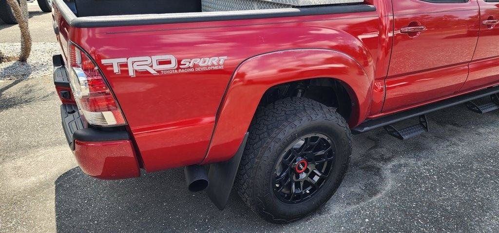 Used 2015 Toyota Tacoma PreRunner w/ TRD Sport Package RWD image 18