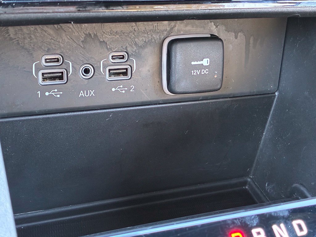 Used 2023 Jeep Grand Cherokee L Limited AWD/4WD image 24