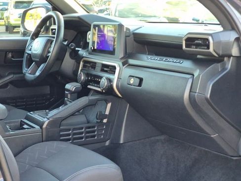 Used 2025 Toyota Tacoma SR image 20