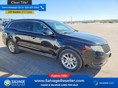 Used 2013 Lincoln MKT AWD image 5