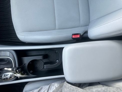 Used 2024 Hyundai Kona SEL FWD image 36