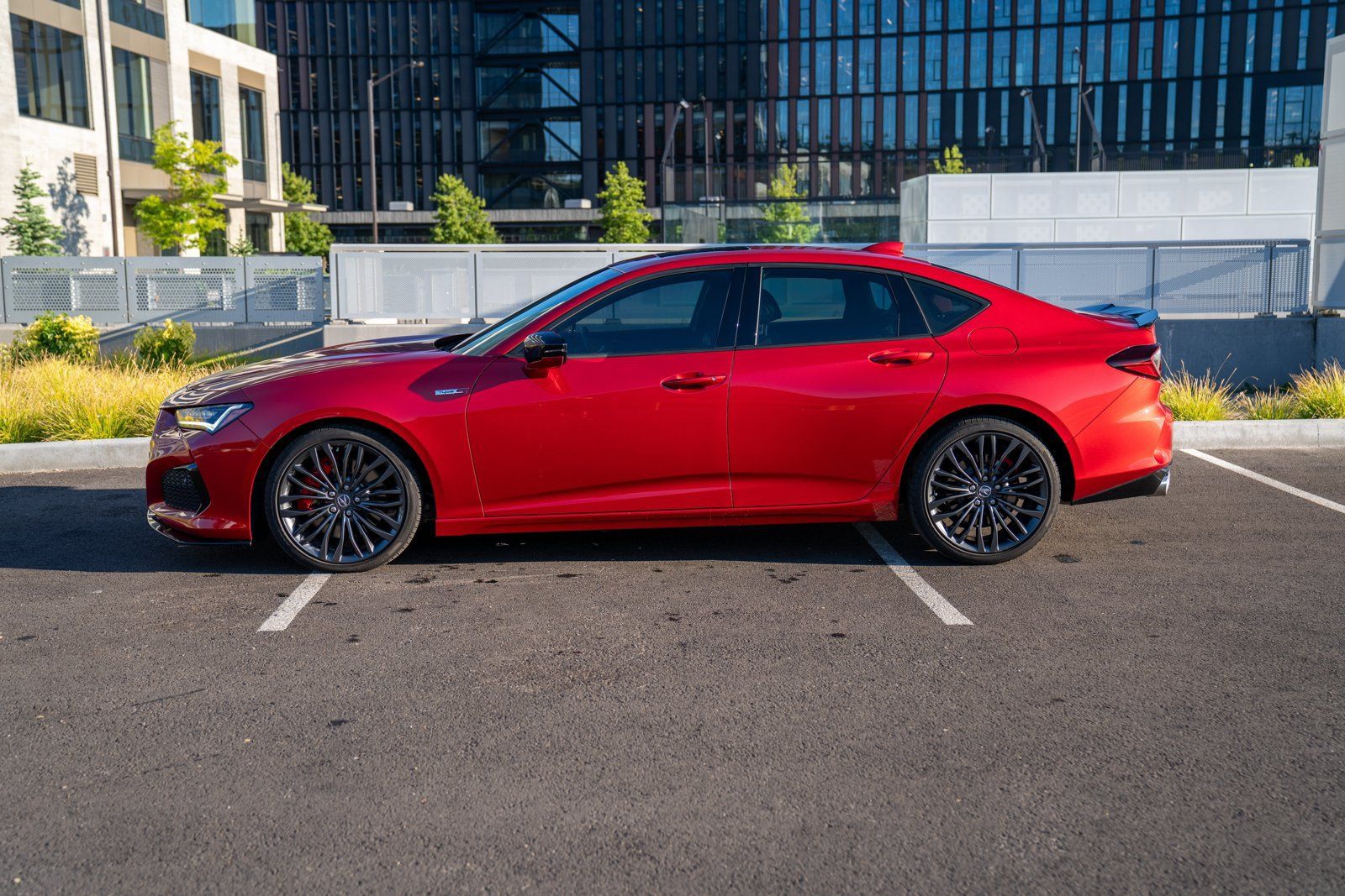 Used 2022 Acura TLX Type S AWD/4WD image 2
