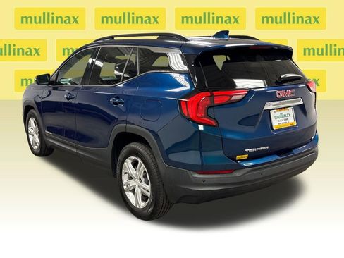 Used 2020 GMC Terrain SLE w/ Driver Convenience Package FWD image 17