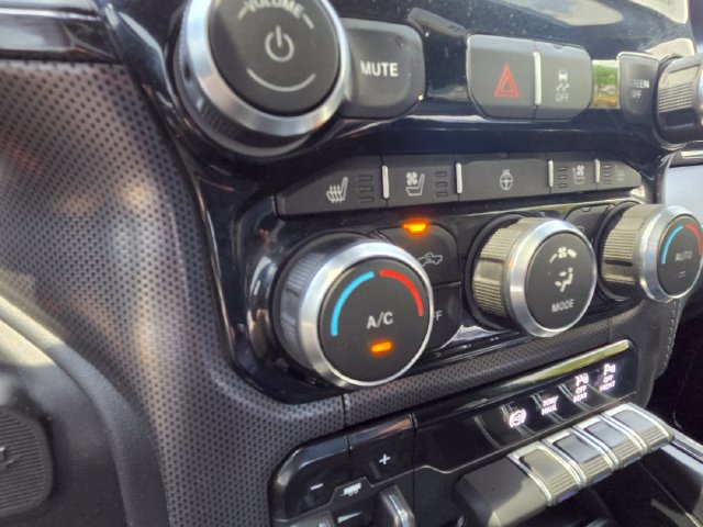 Used 2023 RAM 2500 Limited w/ Towing Technology Group AWD/4WD image 35
