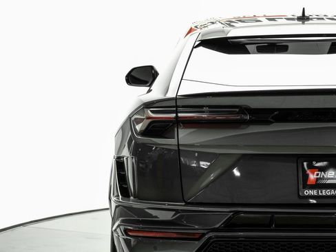 Used 2024 Lamborghini Urus S AWD/4WD image 54