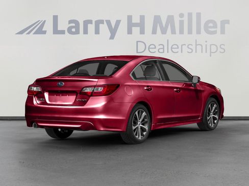 Used 2016 Subaru Legacy 3.6R Limited image 3