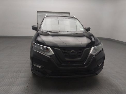 Used 2017 Nissan Rogue SV image 14