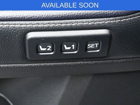 Used 2024 Toyota 4Runner Limited AWD/4WD image 12