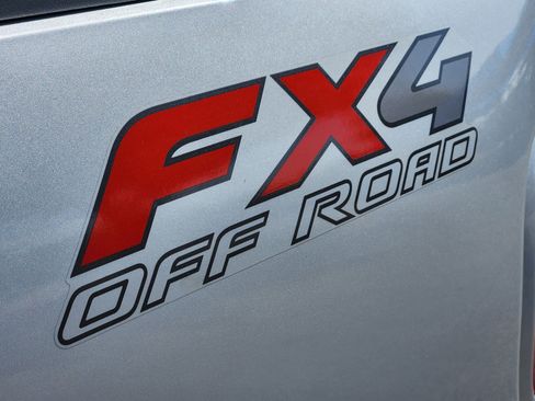Used 2002 Ford F150 XLT AWD/4WD image 26
