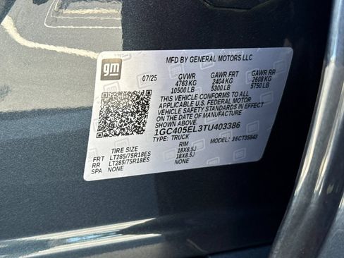 Used 2026 Chevrolet Silverado EV Trail Boss AWD/4WD image 40