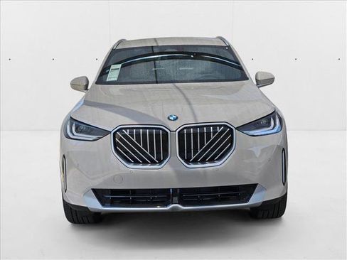 Used 2026 BMW X3 xDrive30 image 2