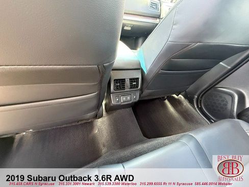 Used 2019 Subaru Outback 3.6R Limited AWD/4WD image 13