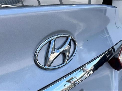 Used 2011 Hyundai Sonata SE FWD image 20