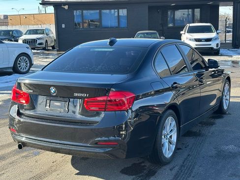 Used 2018 BMW 320i xDrive 320i xDrive image 6