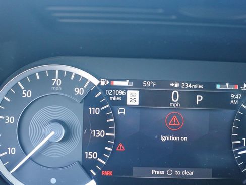 Used 2023 Land Rover Discovery Sport SE image 20