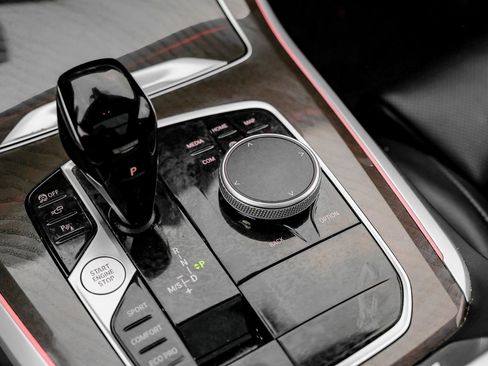 Used 2023 BMW X5 xDrive40i w/ Premium Package image 30