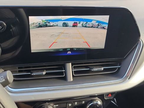 New 2026 Chevrolet Trax LT image 31