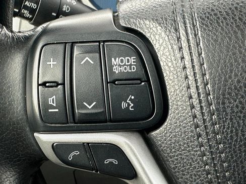 Used 2018 Toyota Sienna XLE Premium image 21